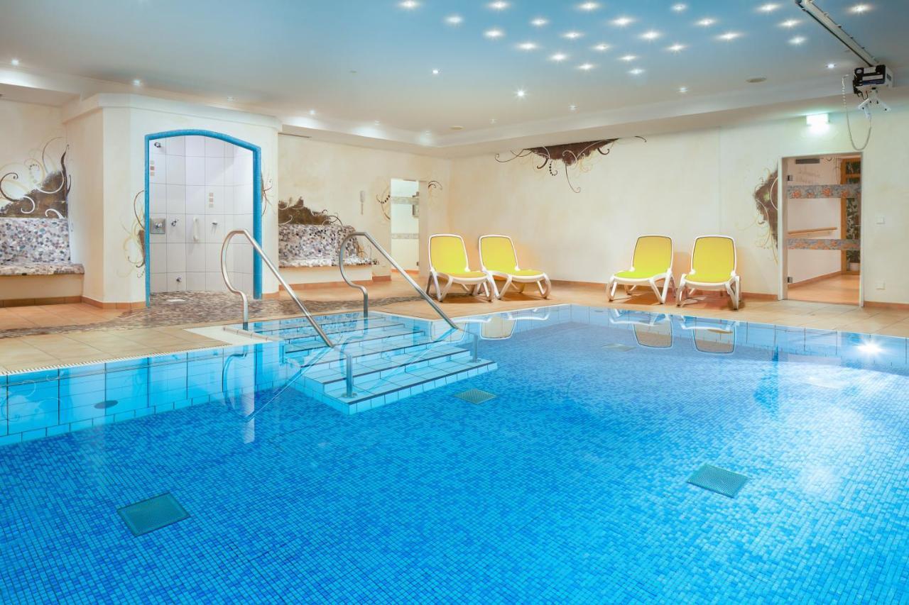 "Fewo Am Dorfplatz" - Annehmlichkeiten Von 4-Sterne Familien-Und Wellnesshotel Viktoria Koennen Mitgenutzt Werden Oberstdorf Eksteriør bilde